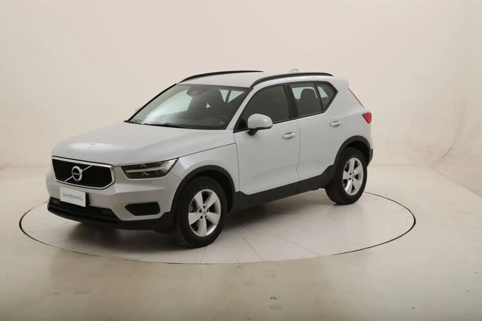 Volvo XC40 D3 Business Geartronic 2.0 Diesel 150CV Argento - 1