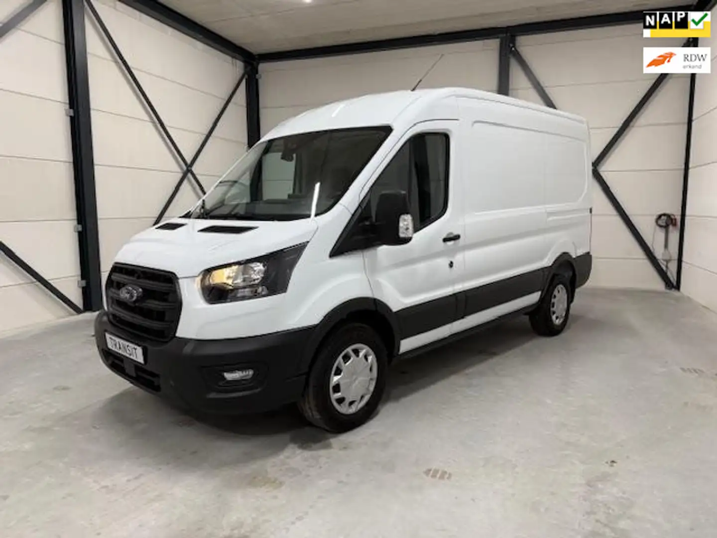 Ford Transit 350 2.0 TDCI L2H2 Trend 105 Pk BPM-Vrij, fabrieksg Wit - 1