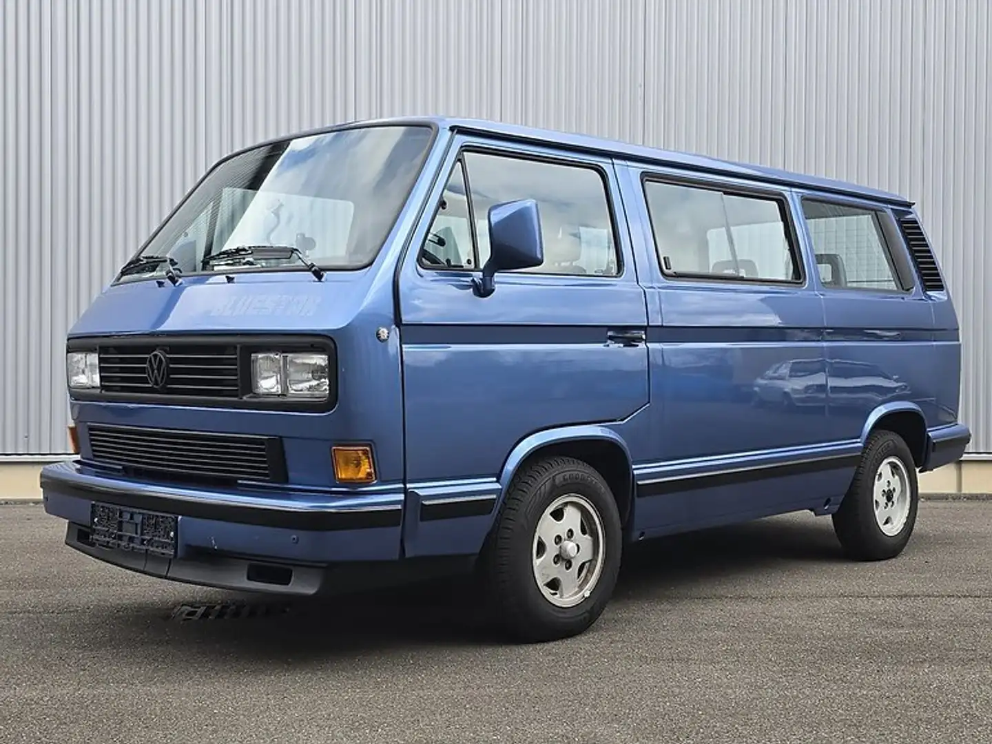 Volkswagen T3 Blue Star Hannover Edition Blau - 1