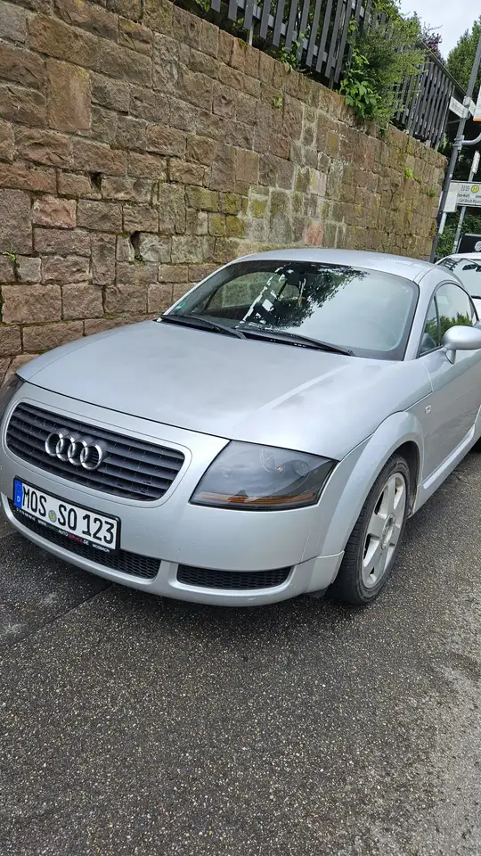 Audi TT Roadster 1.8 T, foto 1