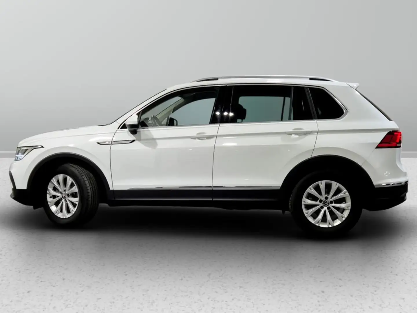 Volkswagen Tiguan 2.0 tdi scr Life 150cv dsg Blanco - 2