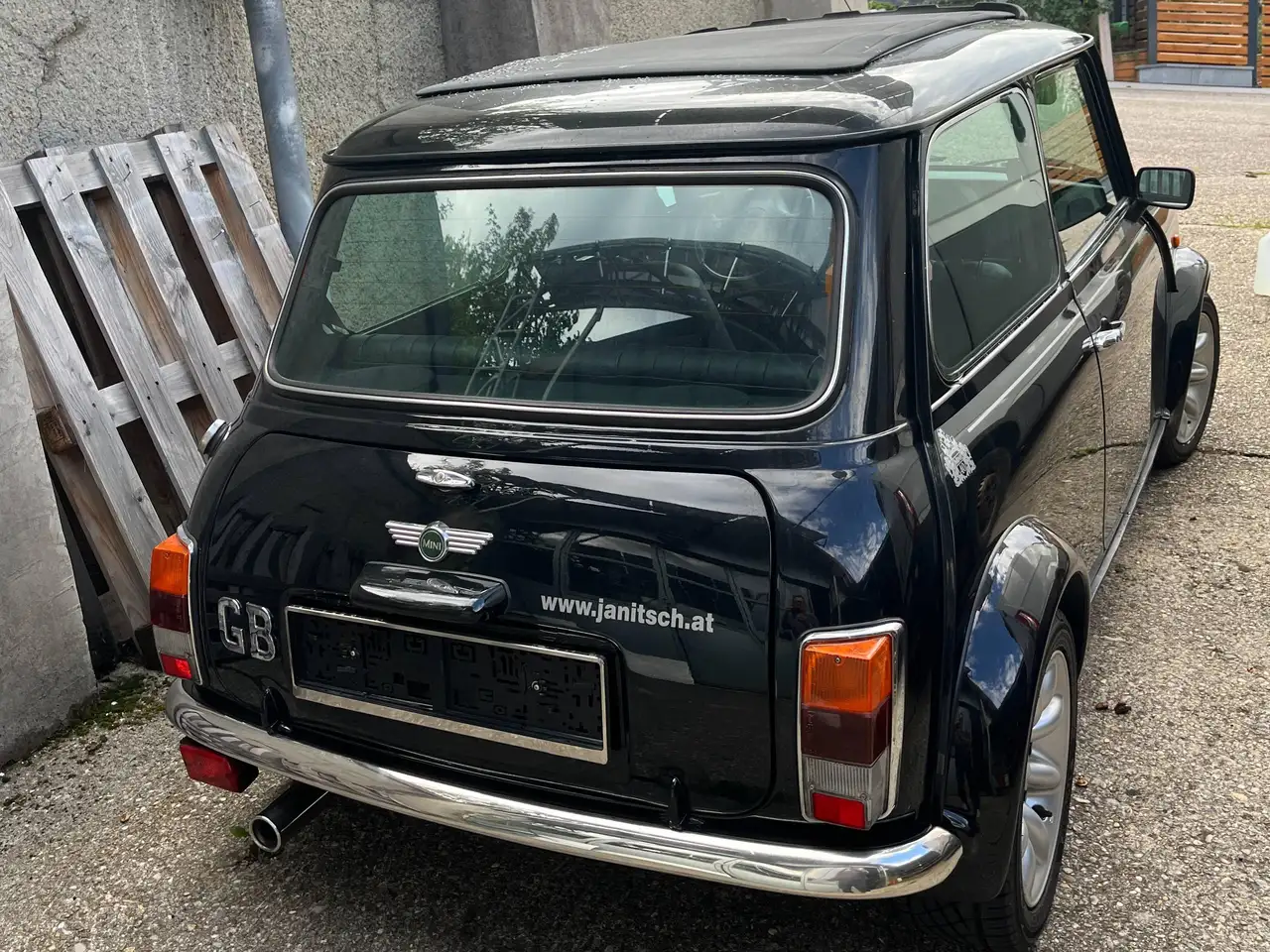 MINI 1.3i Sport 40th Edition, foto 3