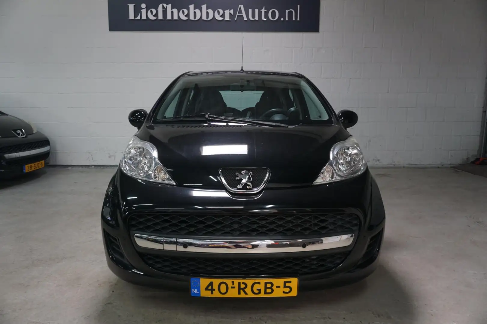 Peugeot 107 1.0-12V XS / Automaat / 19.906 km NAP / Czarny - 2