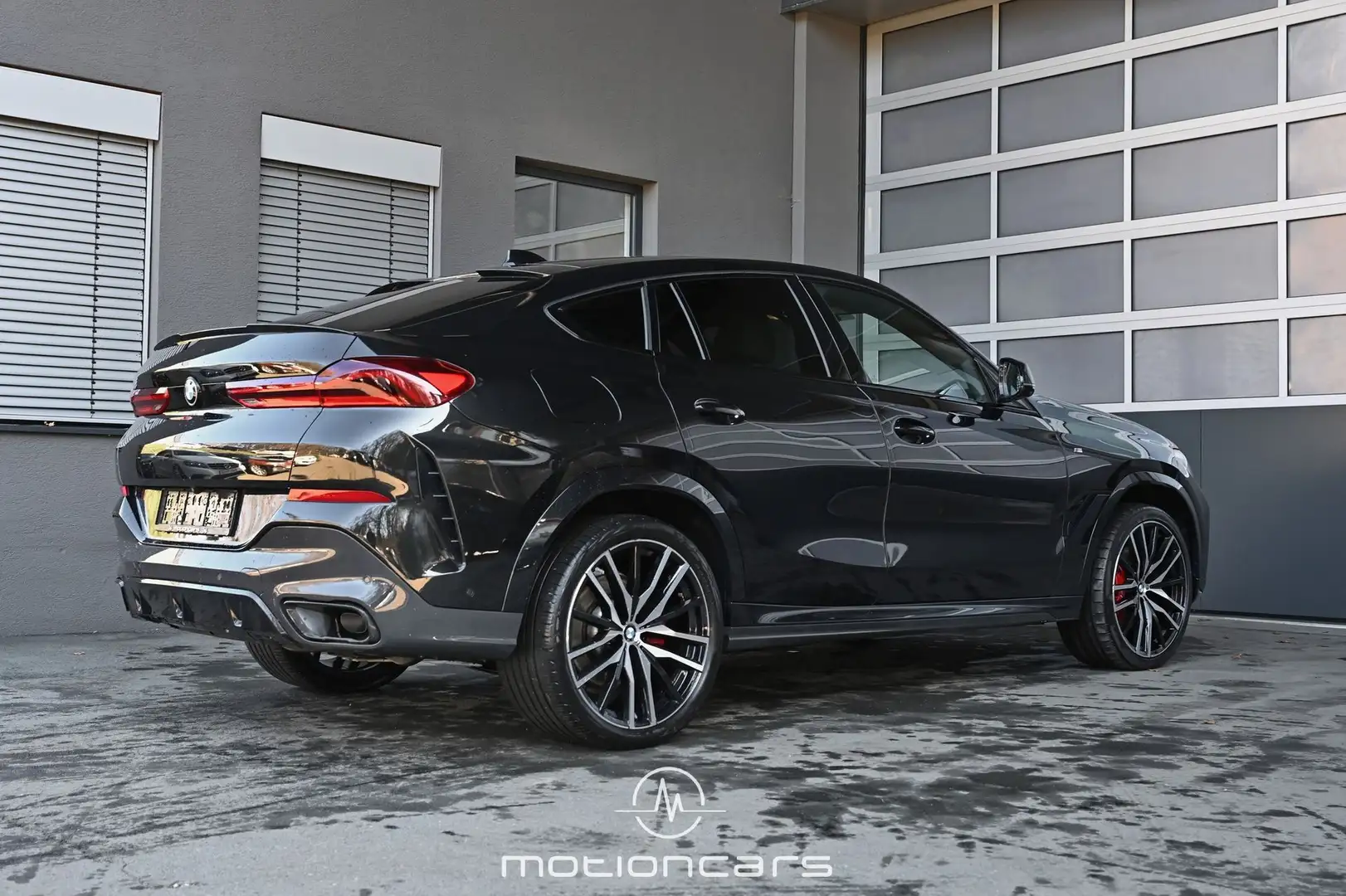 BMW X6 xDrive 30d M-Paket EXP € 59.480,- Schwarz - 2