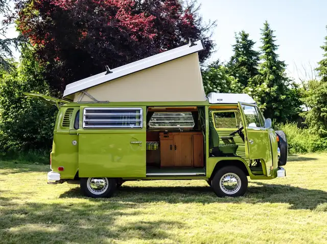 Volkswagen T2 T2b Westfalia Berlin mit Wertgutachten