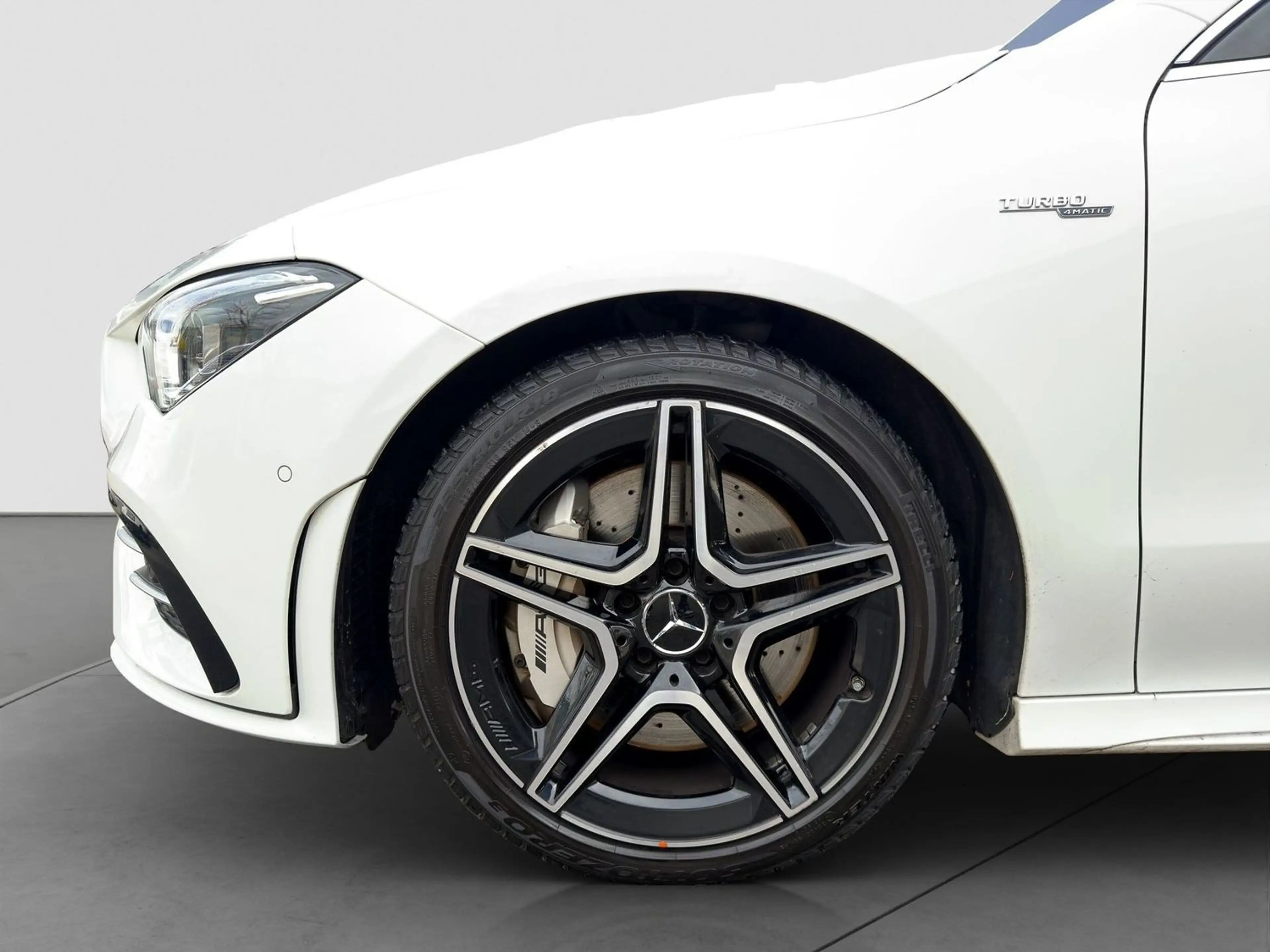 Mercedes-Benz CLA 35 AMG Panorama Standheizung — photo 6