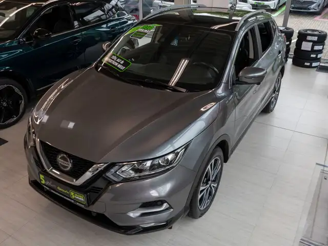 Nissan Qashqai view 2