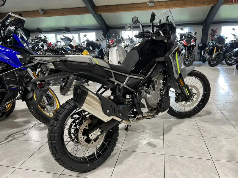 CFMOTO 450 MT - foto 3