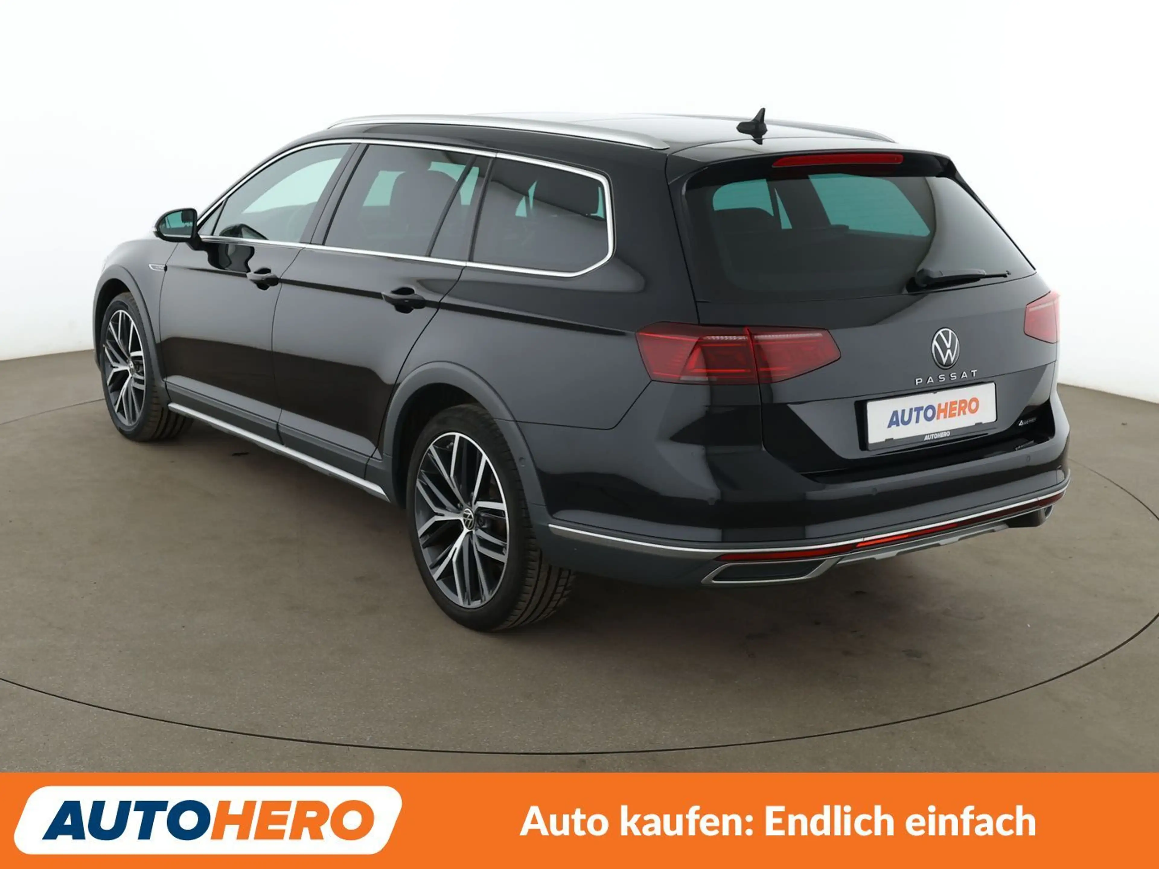 Volkswagen Passat Alltrack 2.0 TDI 4Motion Aut.*NAVI*HUD* — photo 4