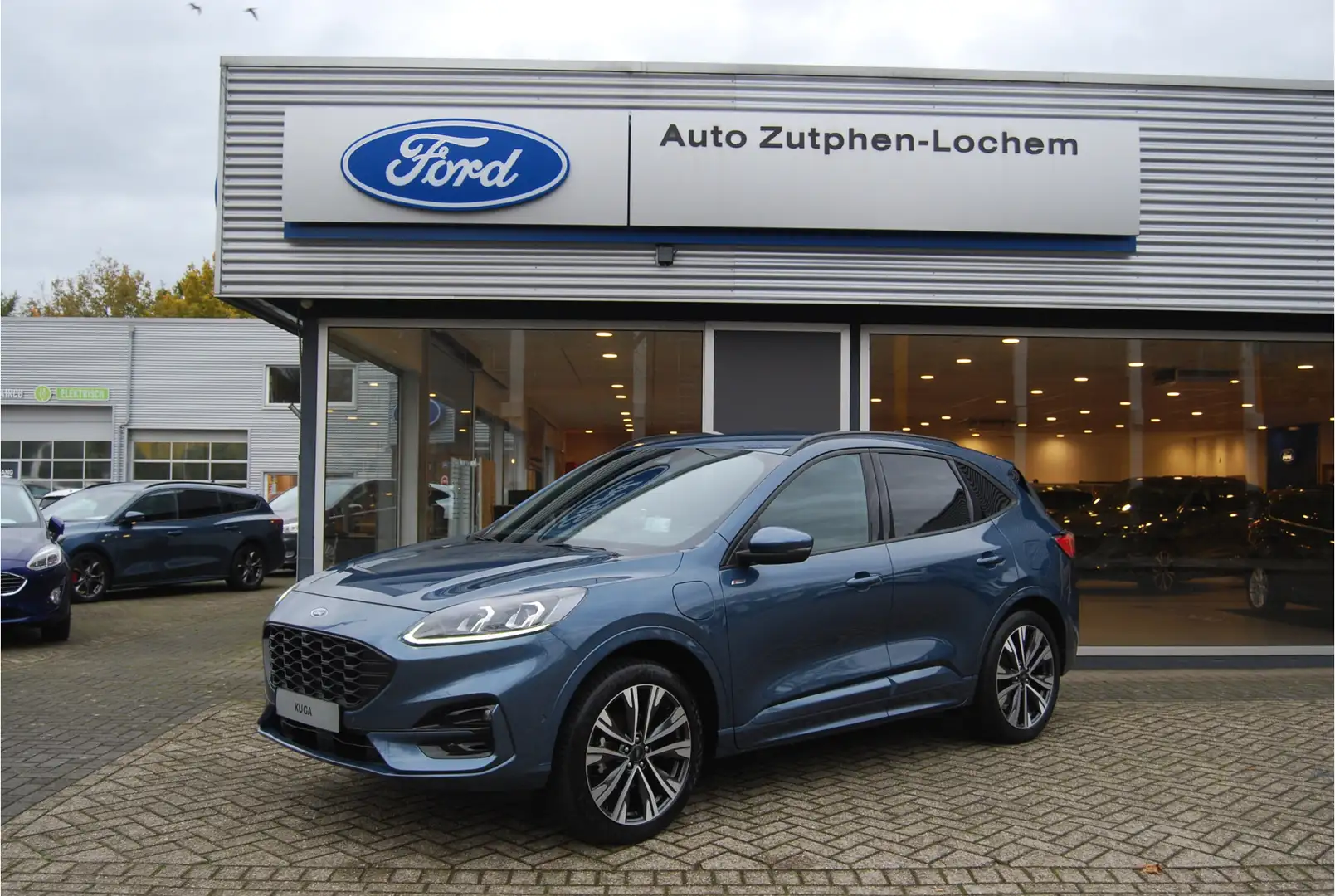 Ford Kuga 2.5 PHEV ST-Line X 225pk TREKHAAK 1500KG | ADAPTIE Blauw - 1
