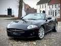 Jaguar XK 4.2 V8 Convertible / LAGE KM-STAND / XK SPECIALIST Zwart - thumbnail 1