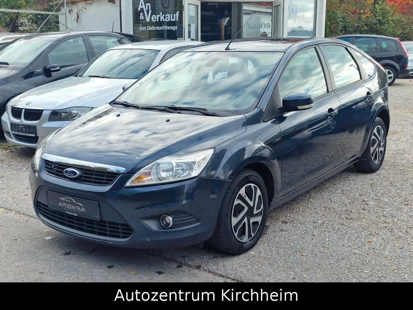 Ford Focus Lim. Style Gris - 1