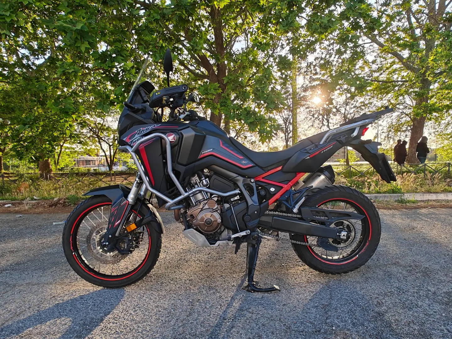 Honda CRF 1100 Africa twin Negro - 1