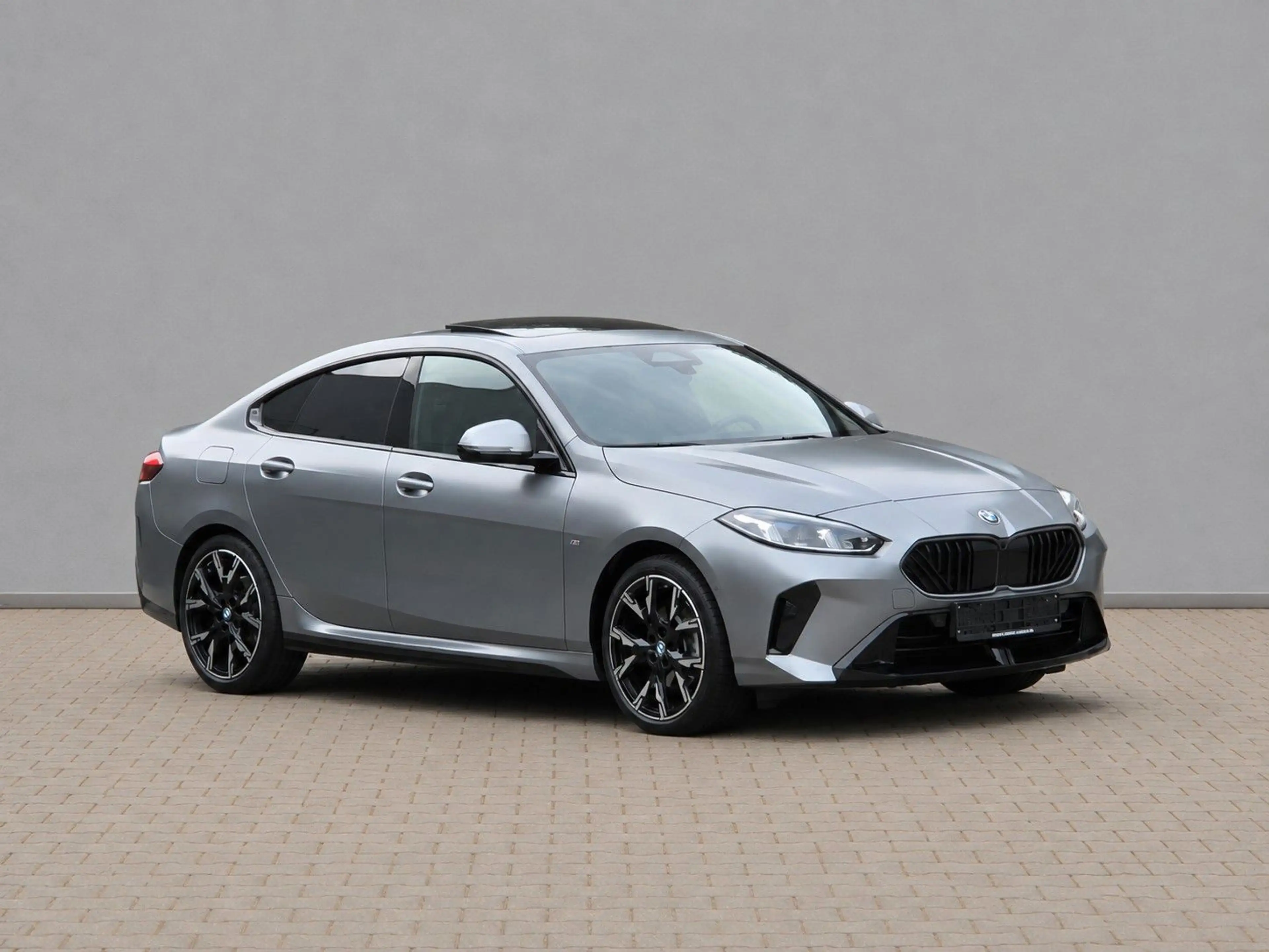 BMW 220 i Gran Coupe M SPORT PANO ACC HUD H&K 360°19" — photo 2