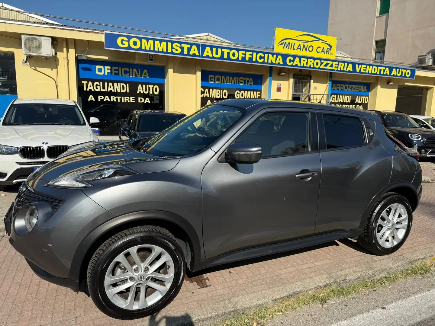 Nissan Juke Juke 1.6 Visia eco Gpl Grigio - 2
