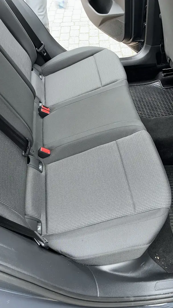 Volkswagen Golf Golf Variant 1.5 TSI Kamera AHK Ganzjahresreifen Grau - 2