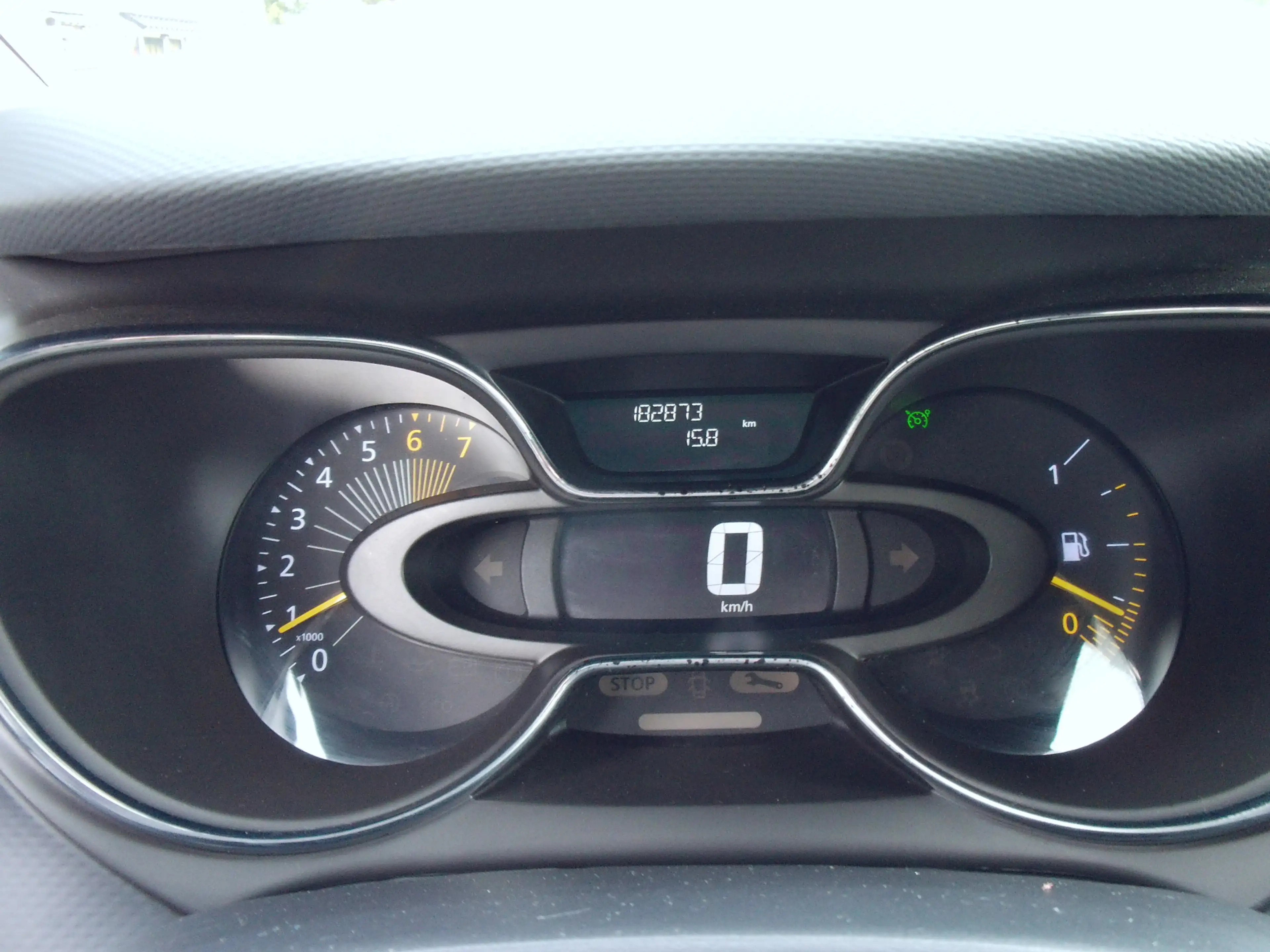 Renault Captur 0.9 TCe Dynamique — photo 32