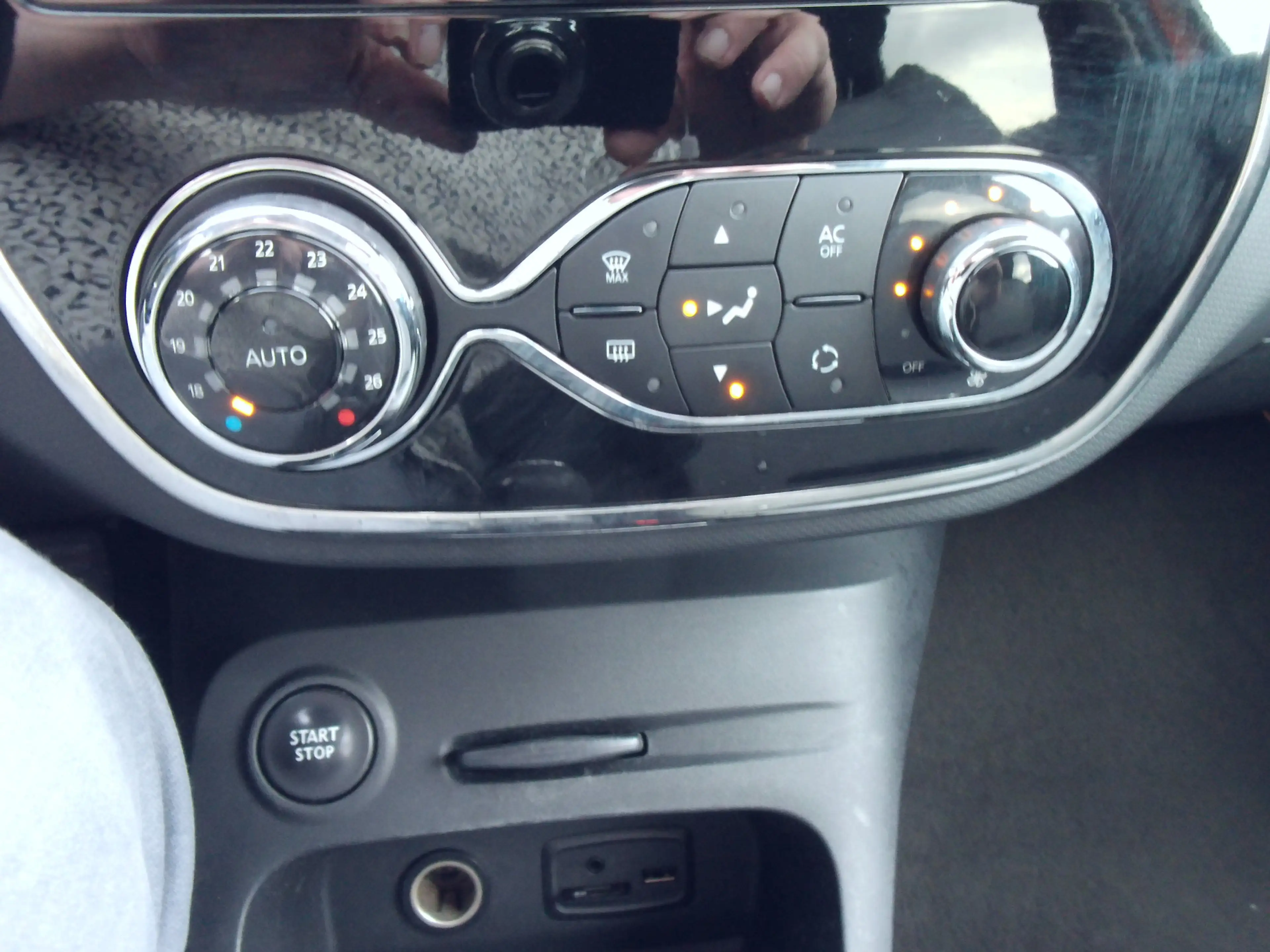 Renault Captur 0.9 TCe Dynamique — photo 36