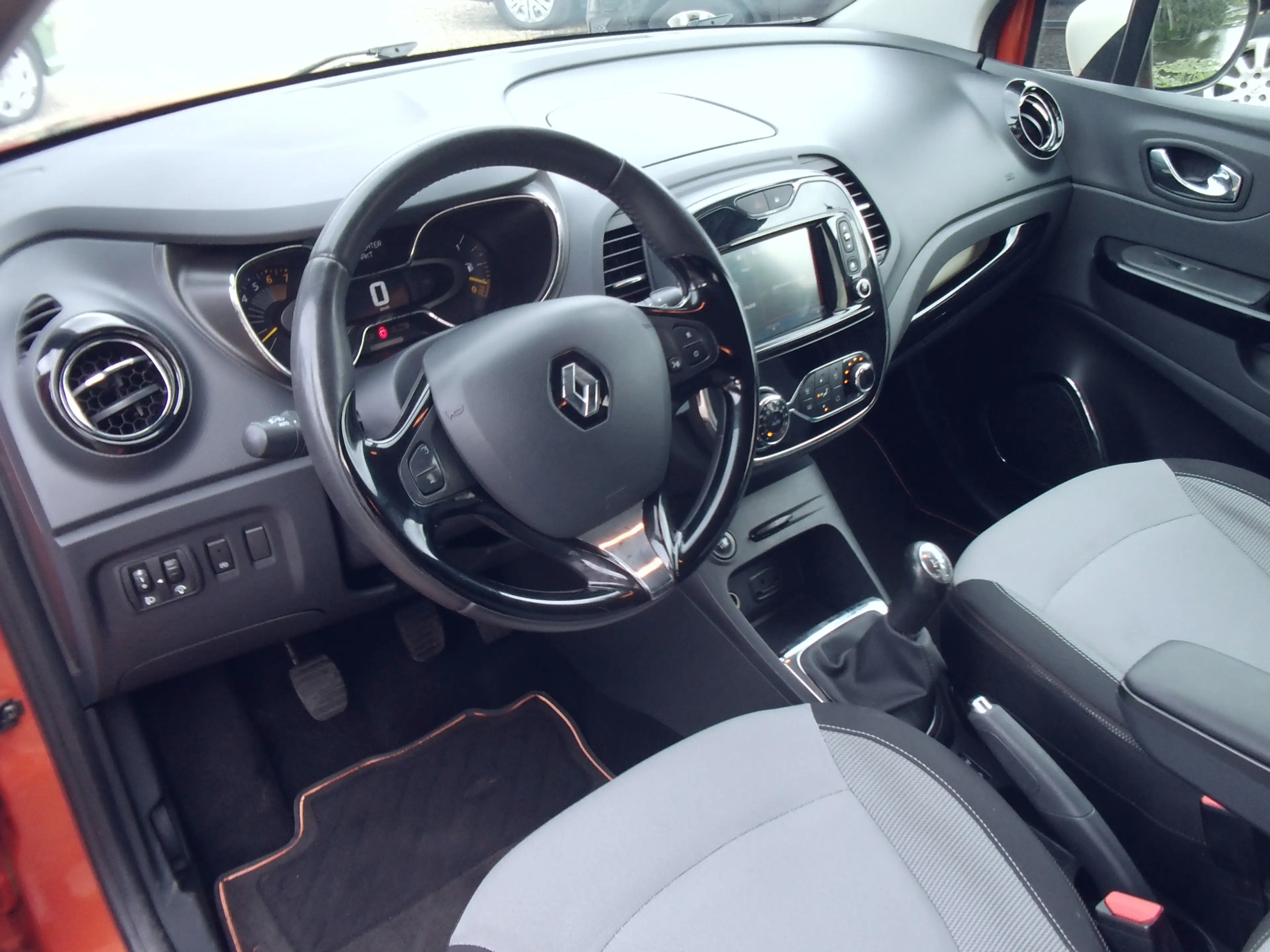 Renault Captur 0.9 TCe Dynamique — photo 27