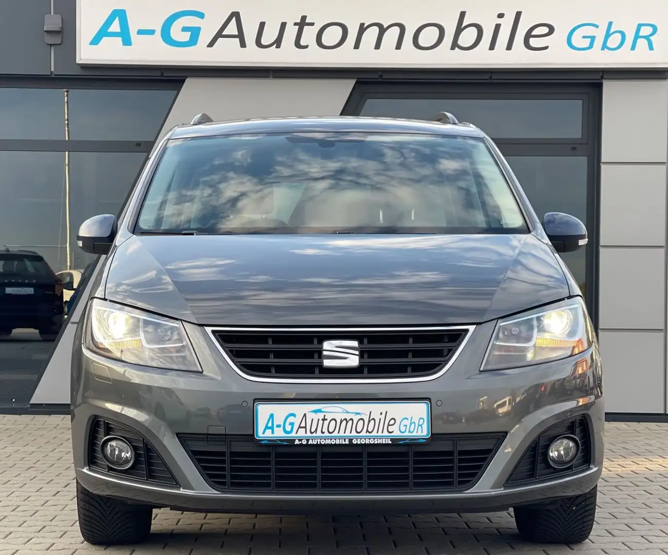 SEAT Alhambra Connect 7-Sitzer DSG Bi-Xenon AHK Grau - 2