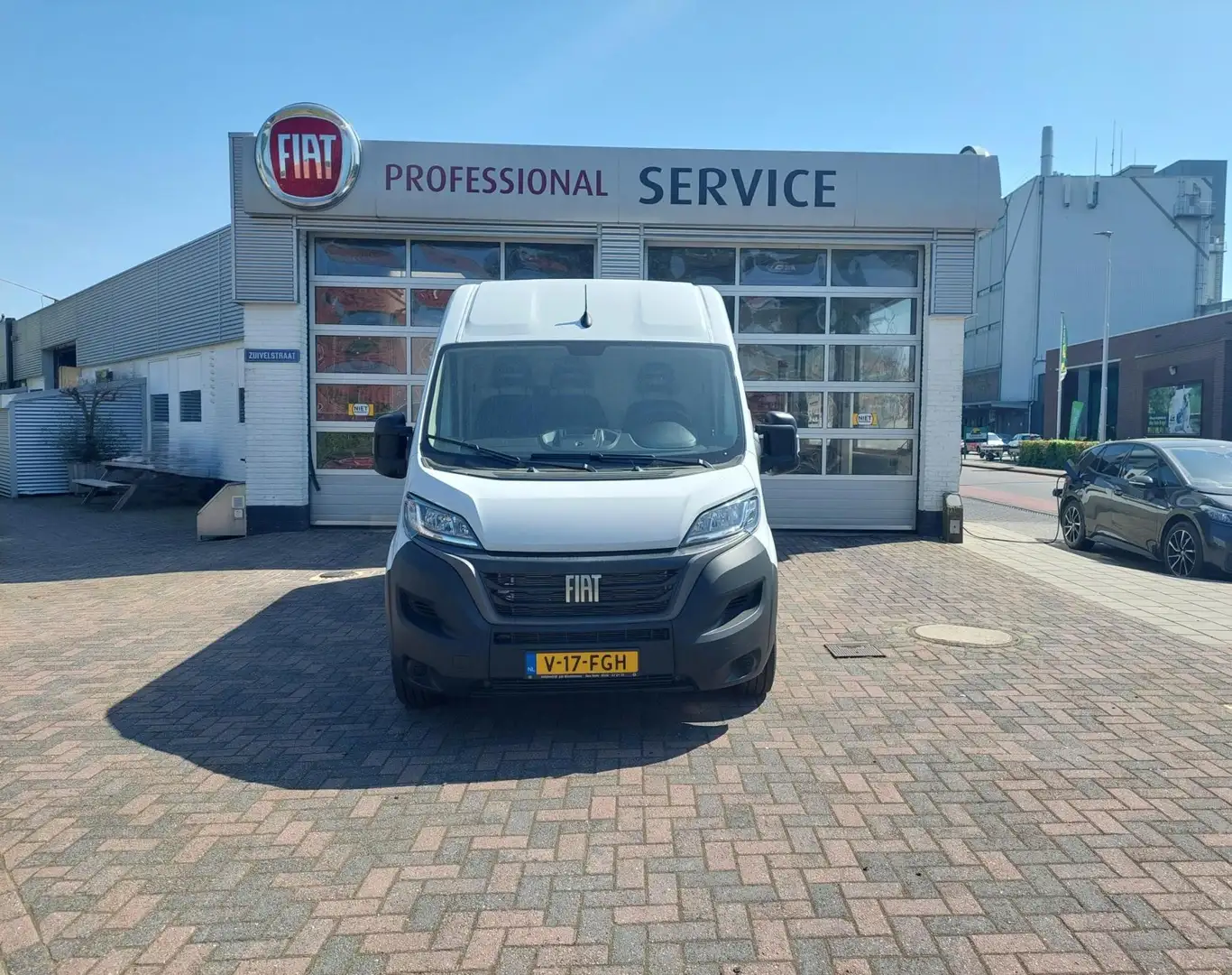 Fiat Ducato 35 2.2 MultiJet L2H2 140PK Wit - 1