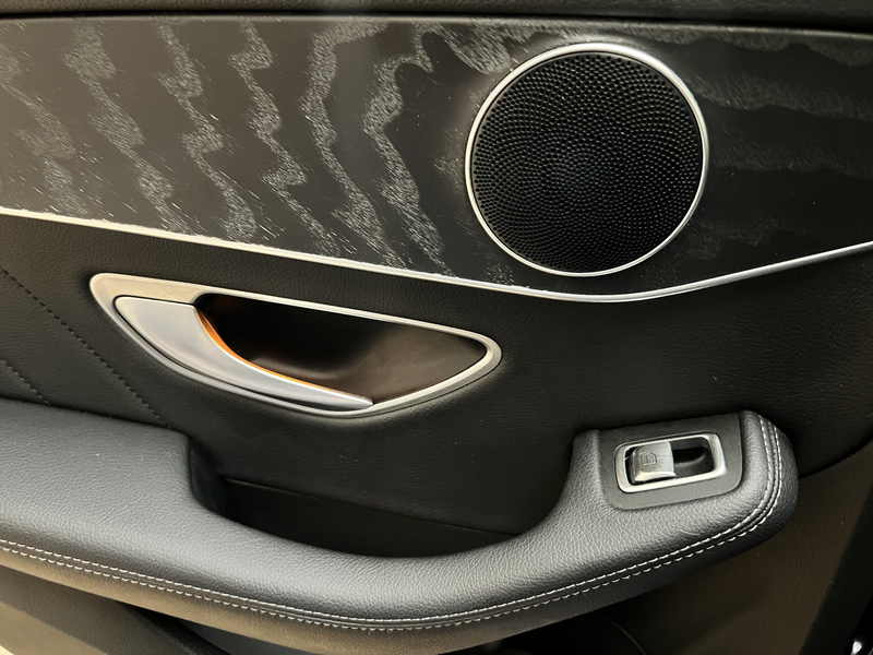 Mercedes-Benz C 180 *AMG* Panoramadak / Leder / Camera / LED High Perf — photo 18