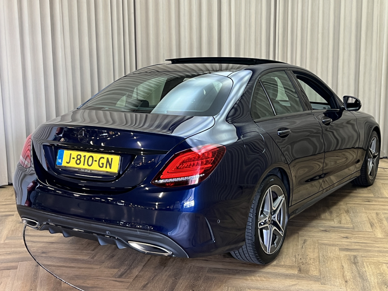 Mercedes-Benz C 180 *AMG* Panoramadak / Leder / Camera / LED High Perf — photo 29