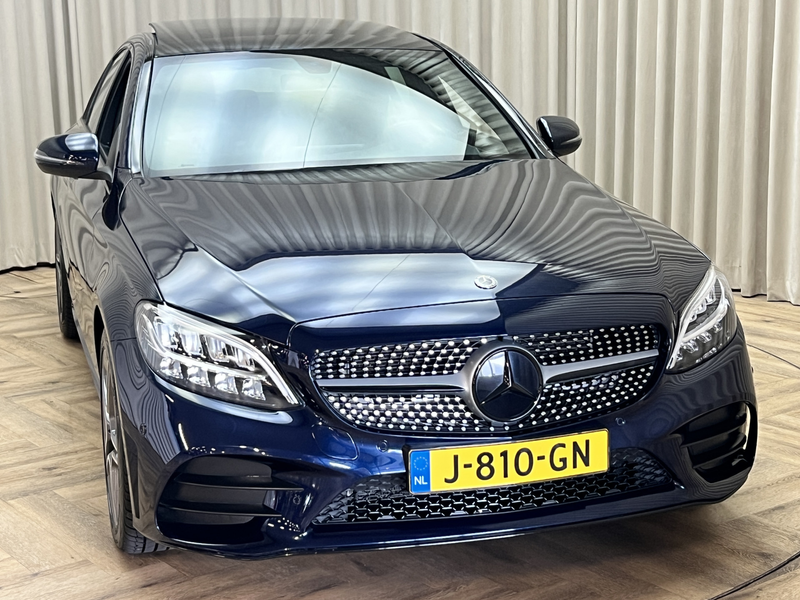 Mercedes-Benz C 180 *AMG* Panoramadak / Leder / Camera / LED High Perf — photo 39