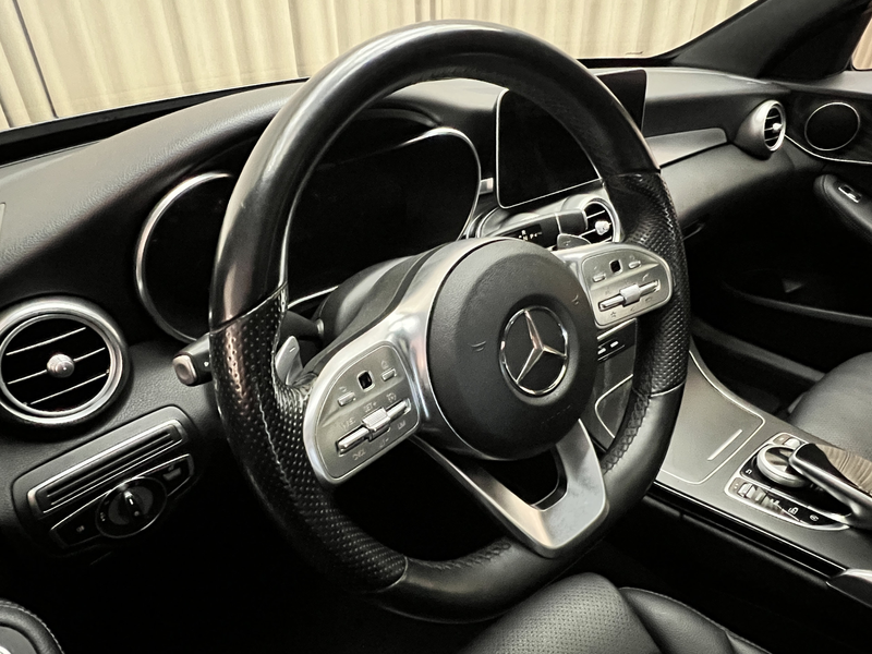 Mercedes-Benz C 180 *AMG* Panoramadak / Leder / Camera / LED High Perf — photo 27