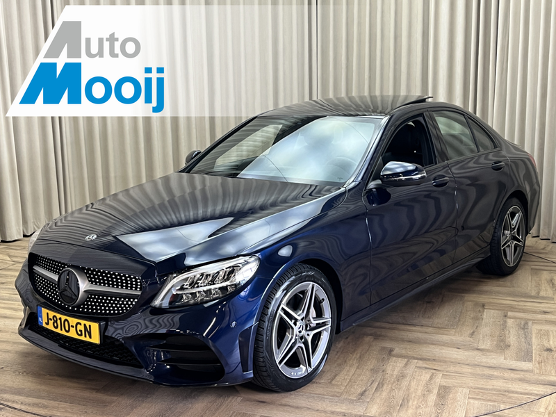 Mercedes-Benz C 180 *AMG* Panoramadak / Leder / Camera / LED High Perf