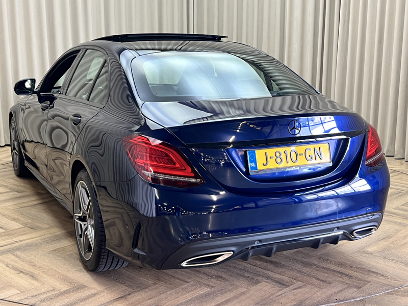 Mercedes-Benz C 180 *AMG* Panoramadak / Leder / Camera / LED High Perf — photo 6