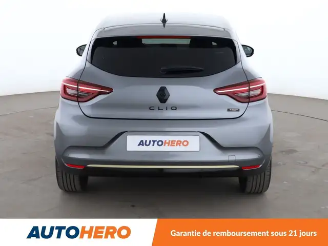 Renault Clio view 5