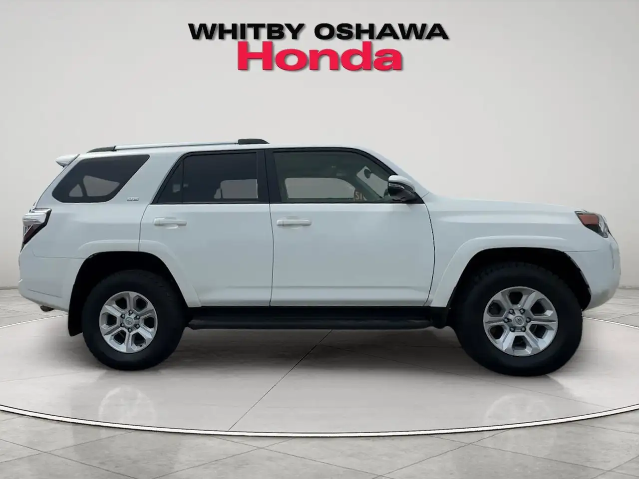 Toyota 4-Runner снимка Toyota 4-Runner