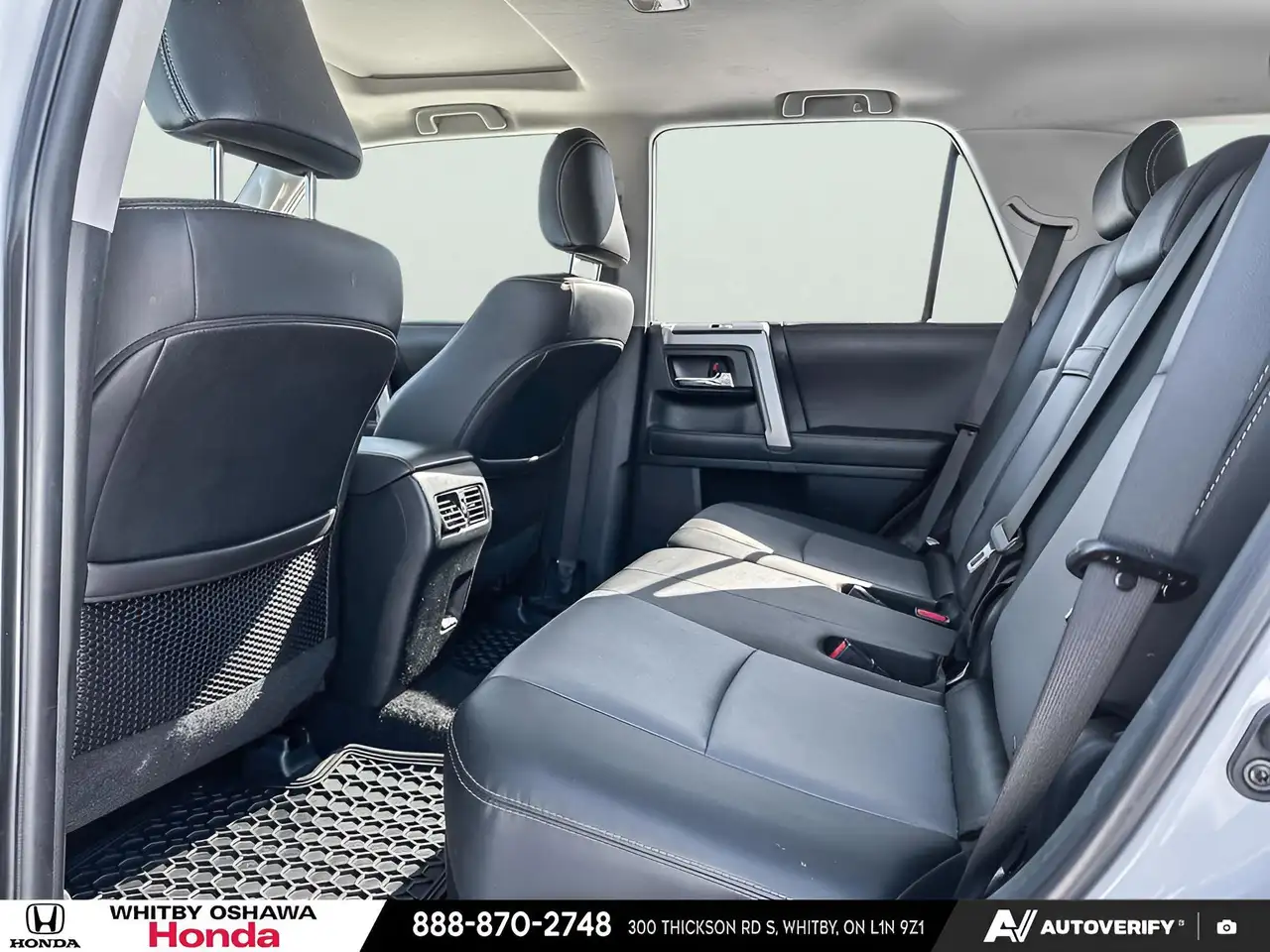 Toyota 4-Runner снимка Toyota 4-Runner