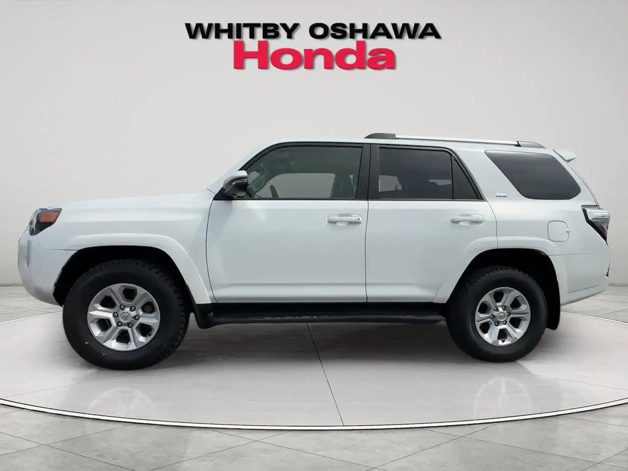 Toyota 4-Runner снимка Toyota 4-Runner