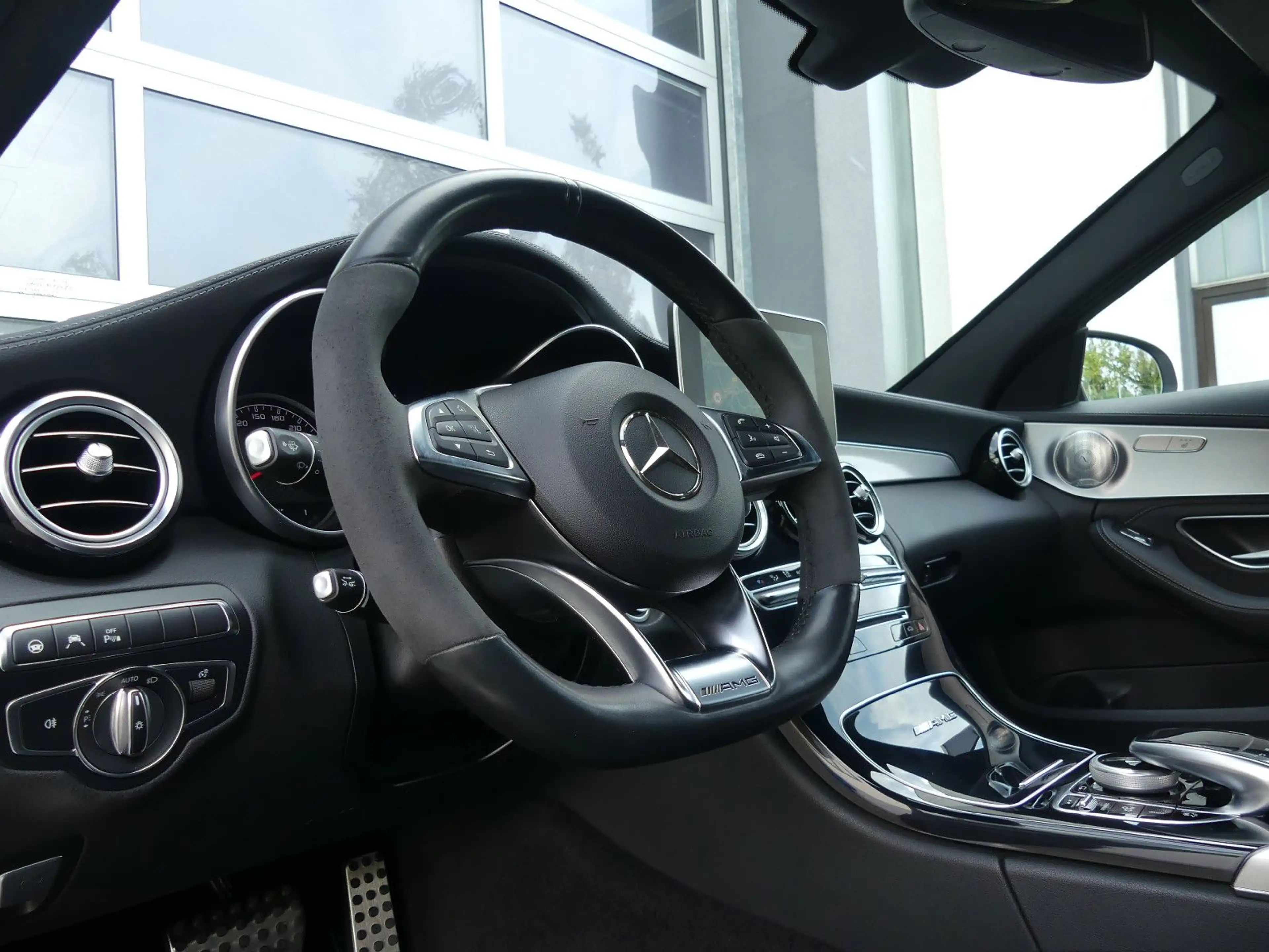 Mercedes-Benz C 63 AMG C 63 T AMG Perf.AGA/Pano/Burmester/Kamera/Night — photo 11