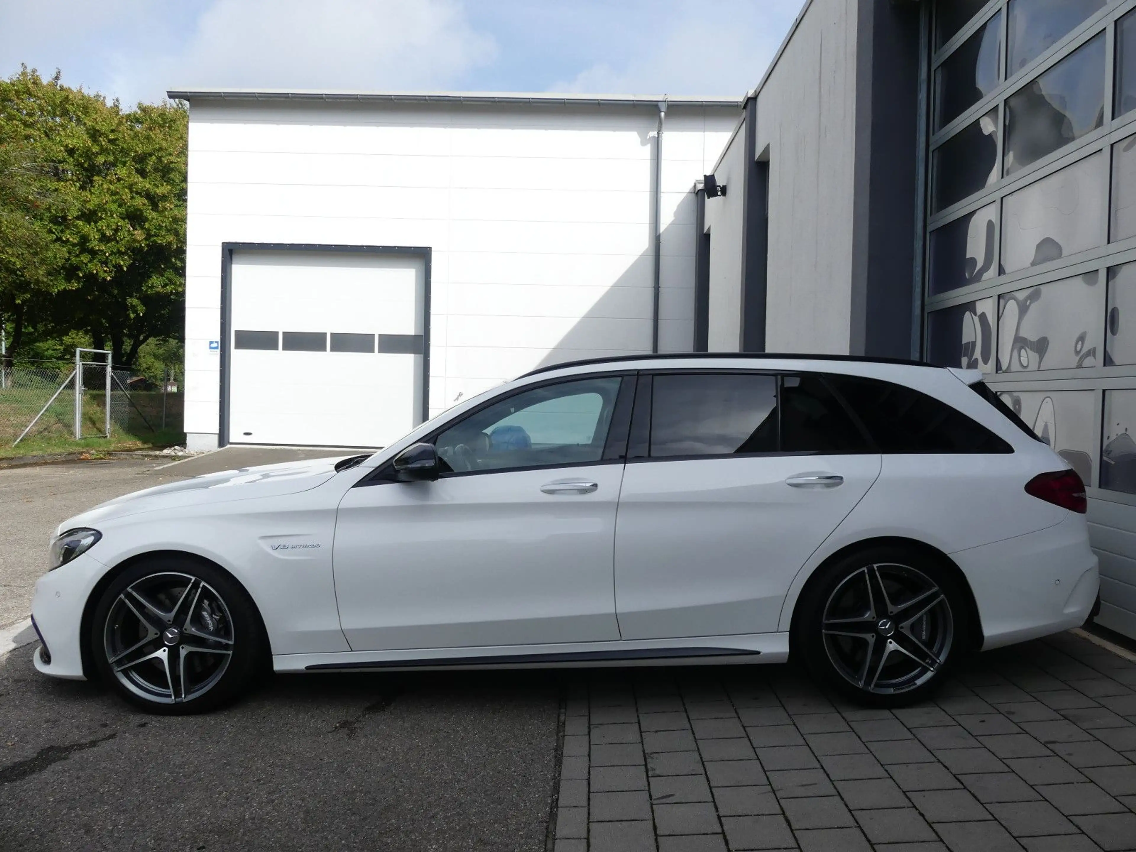 Mercedes-Benz C 63 AMG C 63 T AMG Perf.AGA/Pano/Burmester/Kamera/Night — photo 4