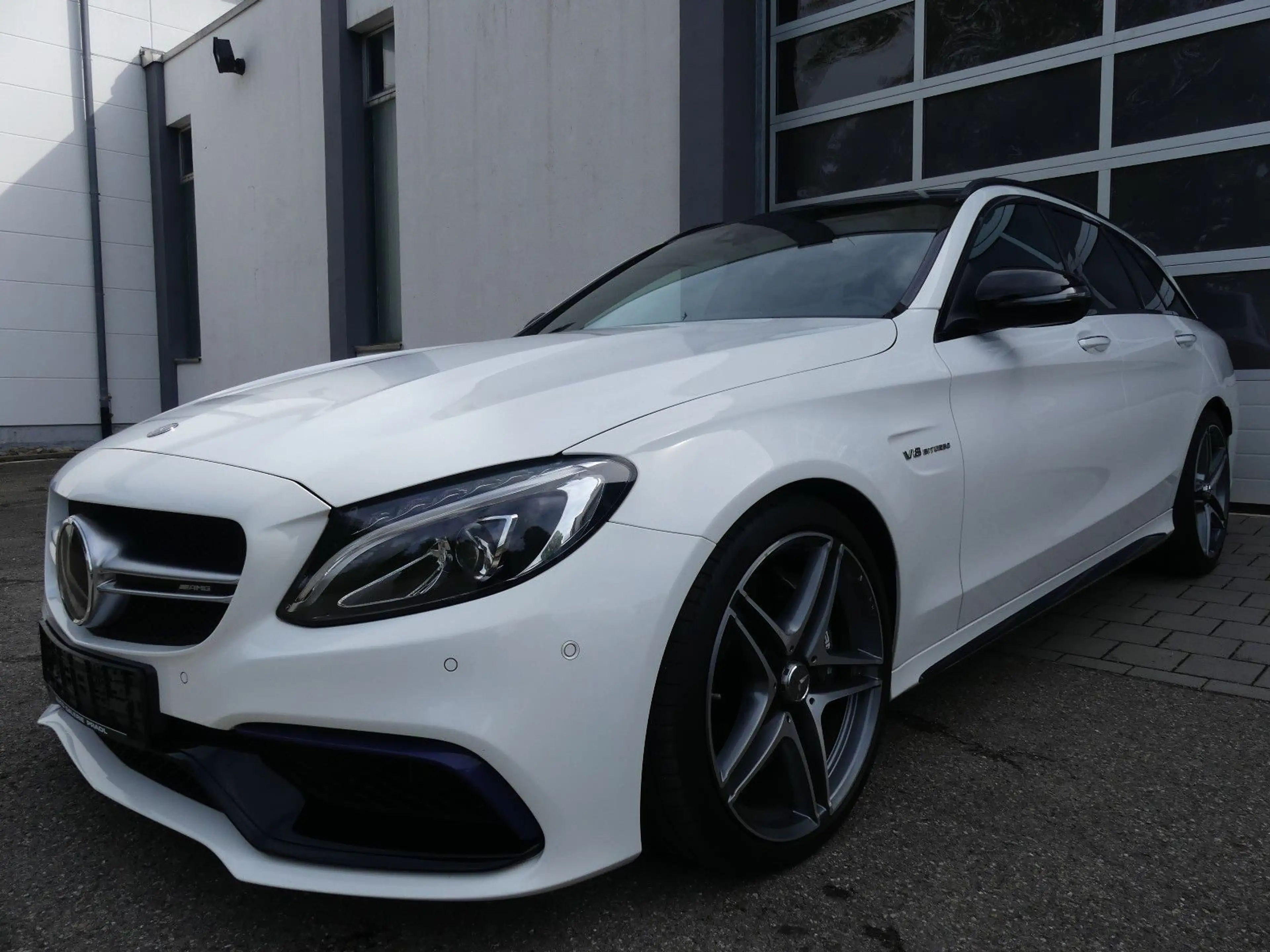Mercedes-Benz C 63 AMG C 63 T AMG Perf.AGA/Pano/Burmester/Kamera/Night