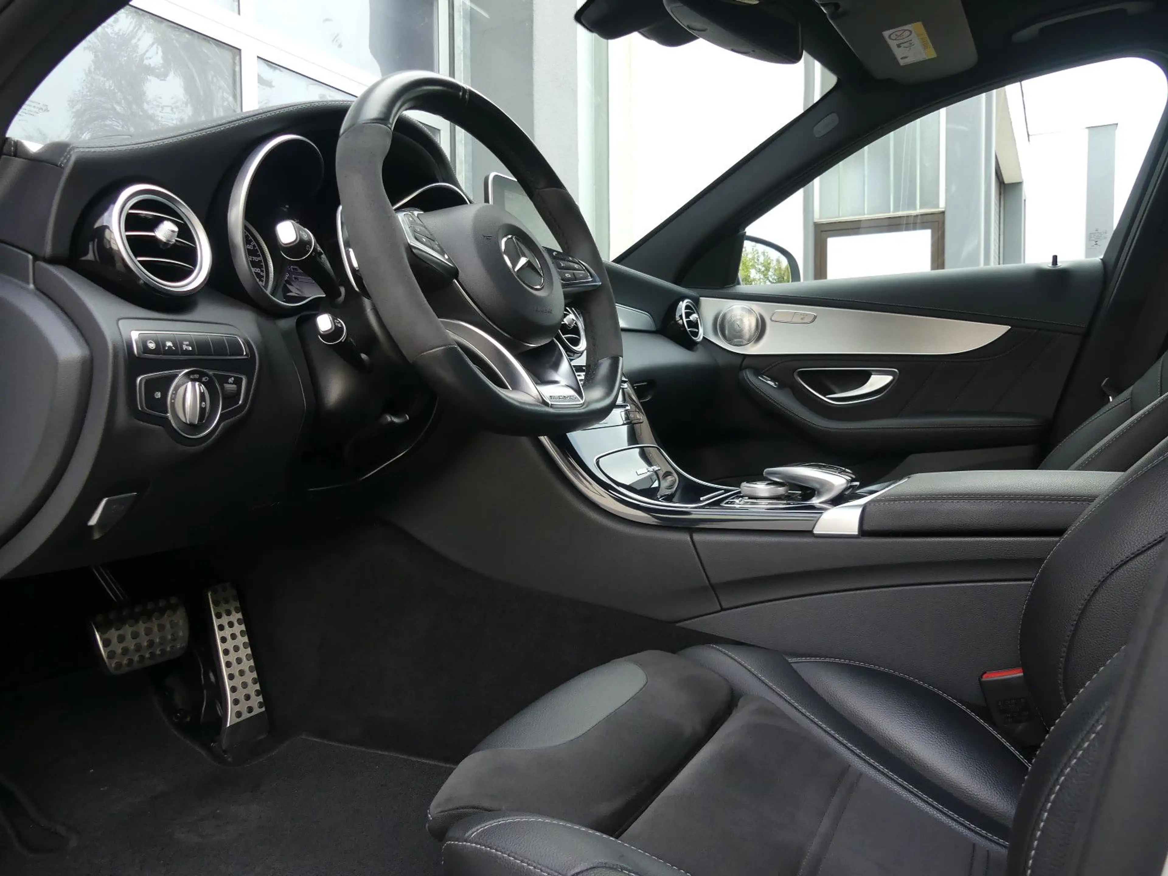 Mercedes-Benz C 63 AMG C 63 T AMG Perf.AGA/Pano/Burmester/Kamera/Night — photo 9