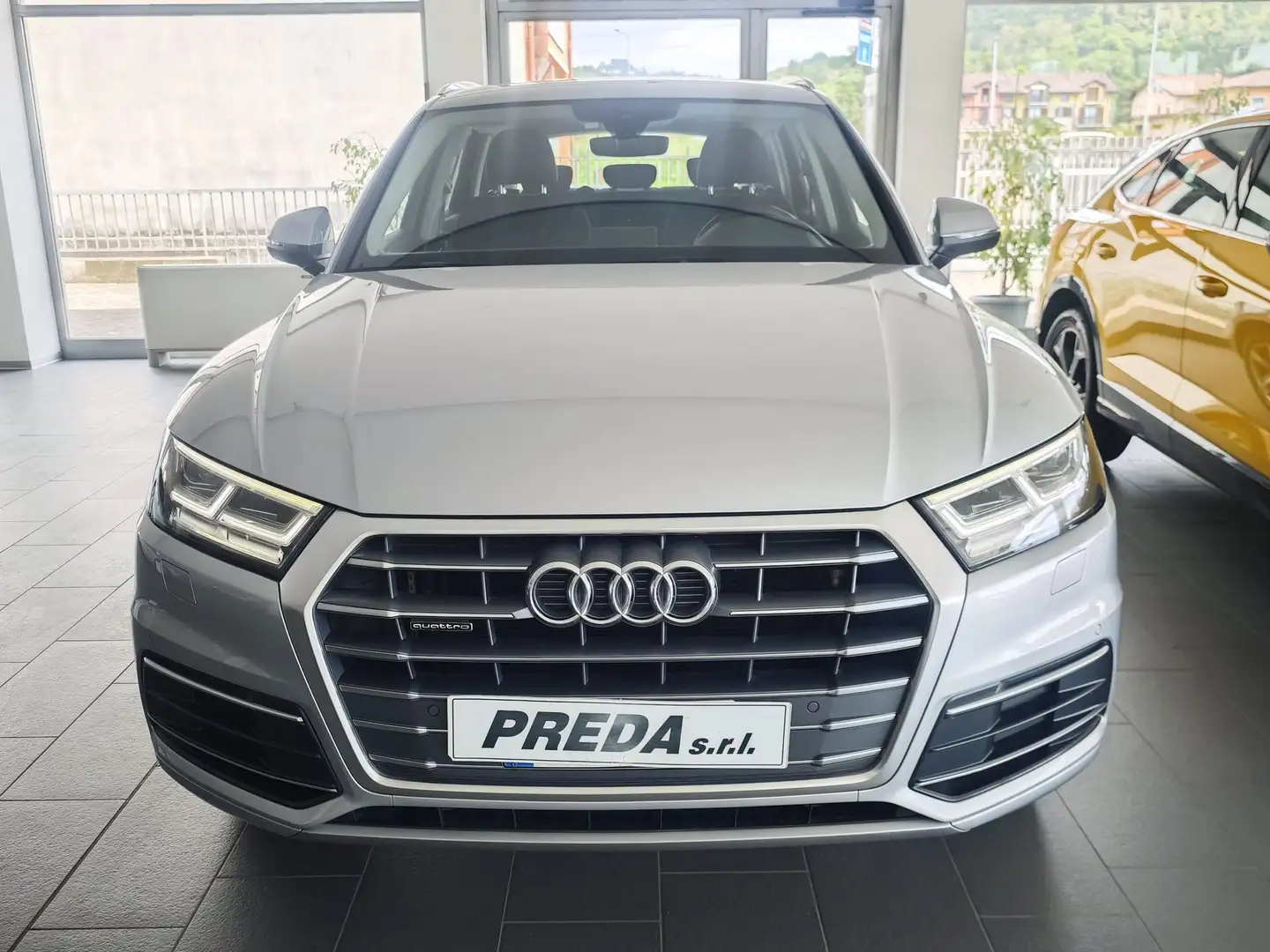 Audi Q5 2.0 TDI 190 CV quattro S tronic Business Sport - 2