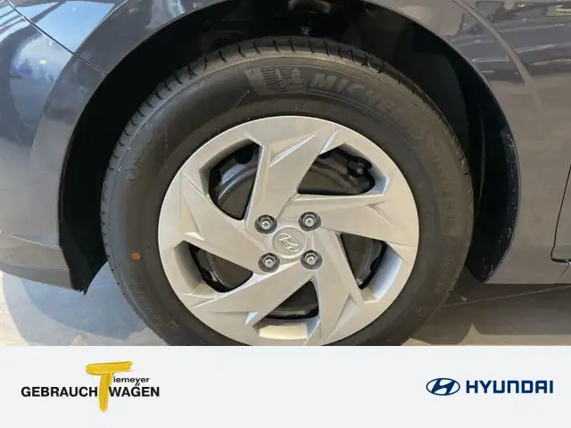 Hyundai I20 view 9