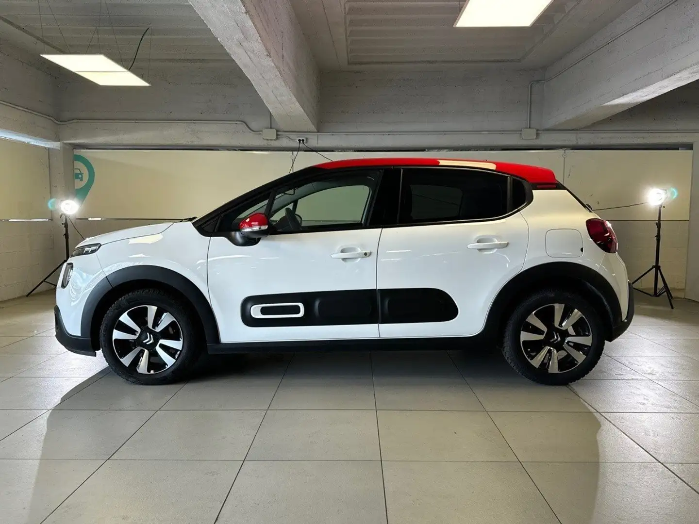Citroen C3 PureTech 83 S&S Shine Bianco - 2