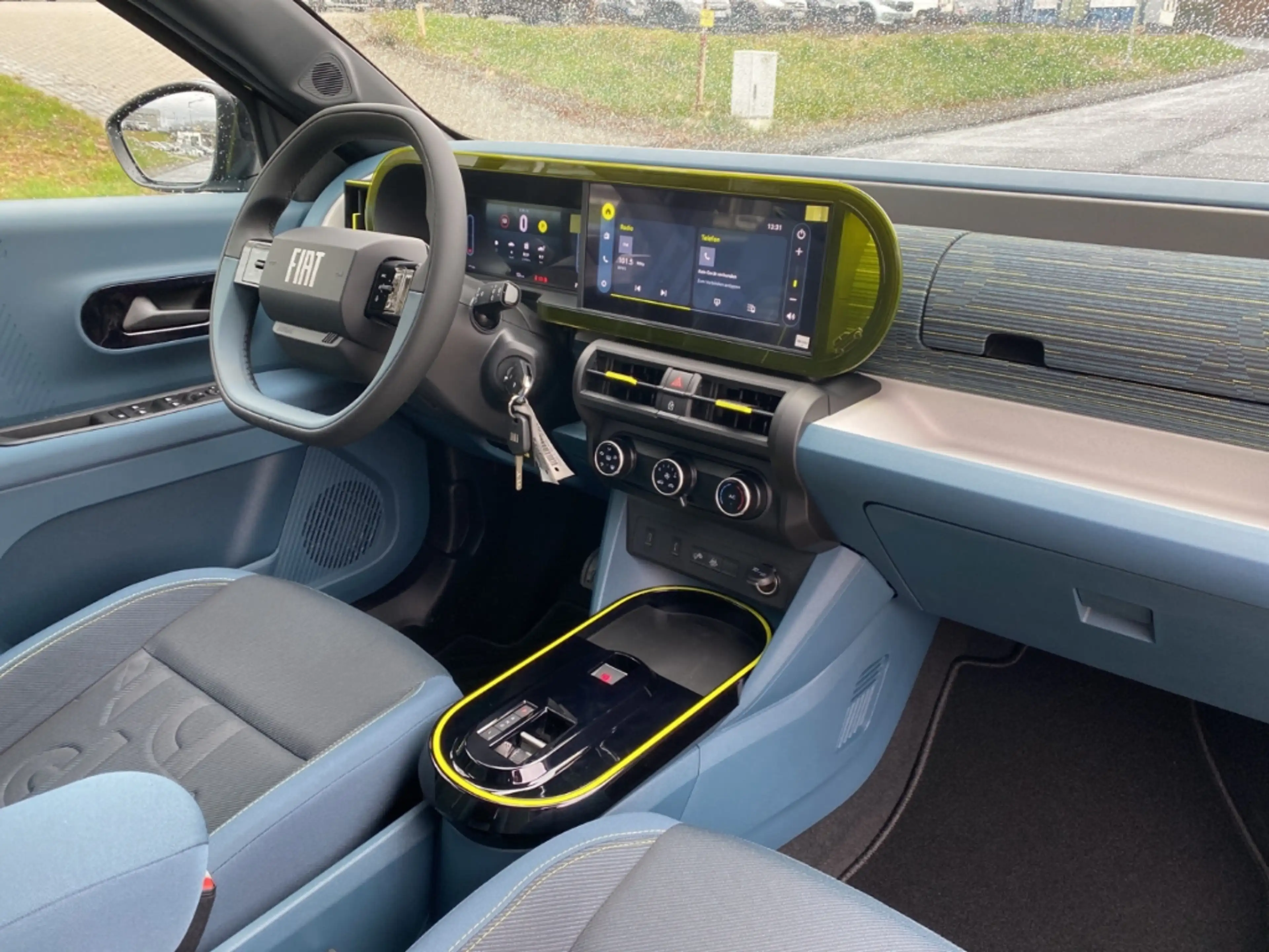 Fiat Grande Panda Icon Mild Hybrid Digitales Cockpit LED ACC Apple C — photo 10