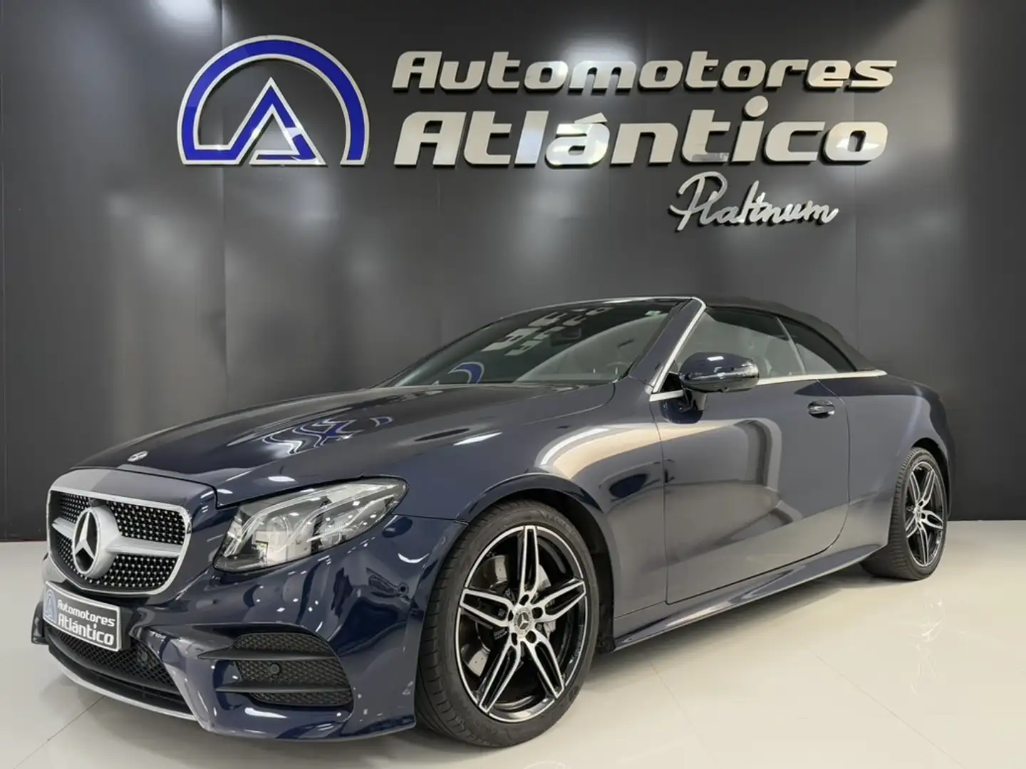 Mercedes-Benz E 220 220d 4Matic 9G-Tronic 194 Blau - 1