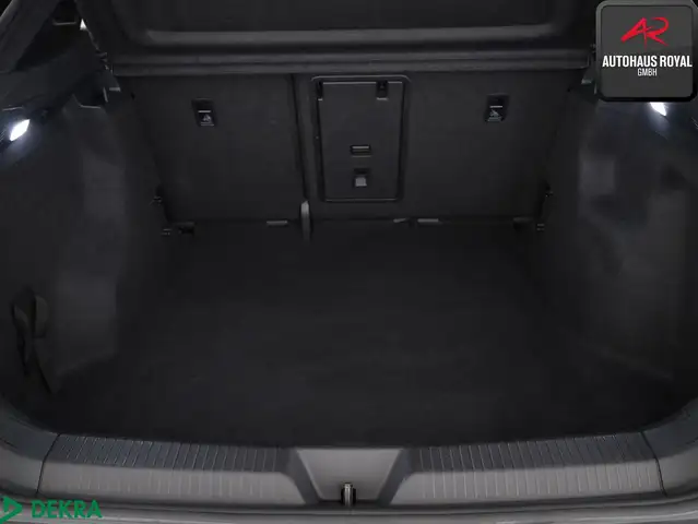 Volkswagen Id.5 view 13