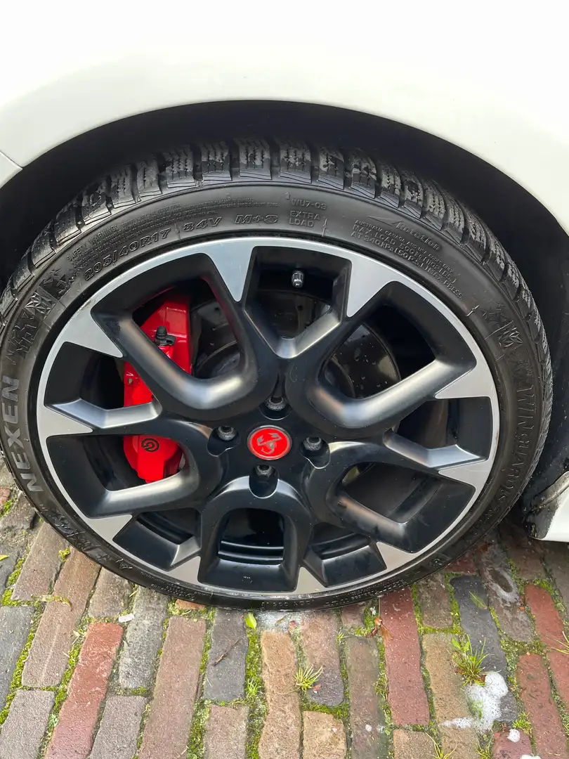 Fiat 500 Abarth 500 Abarth 1.4 T-Jet 16v 180 pk tributo Ferrari Білий - 2