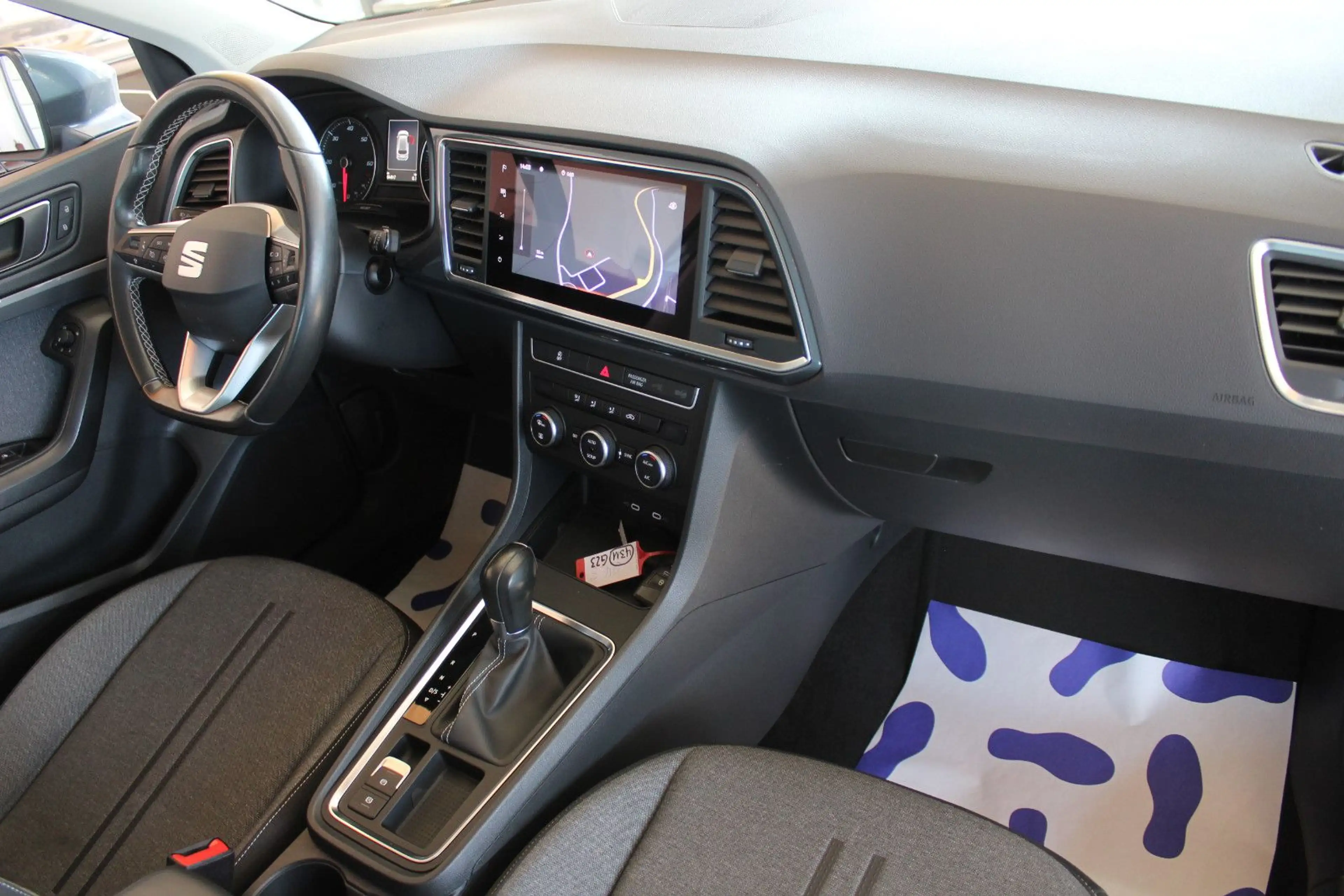 SEAT Ateca 2.0 TDI DSG Style*NAVI*LED*KAMERA* — photo 11