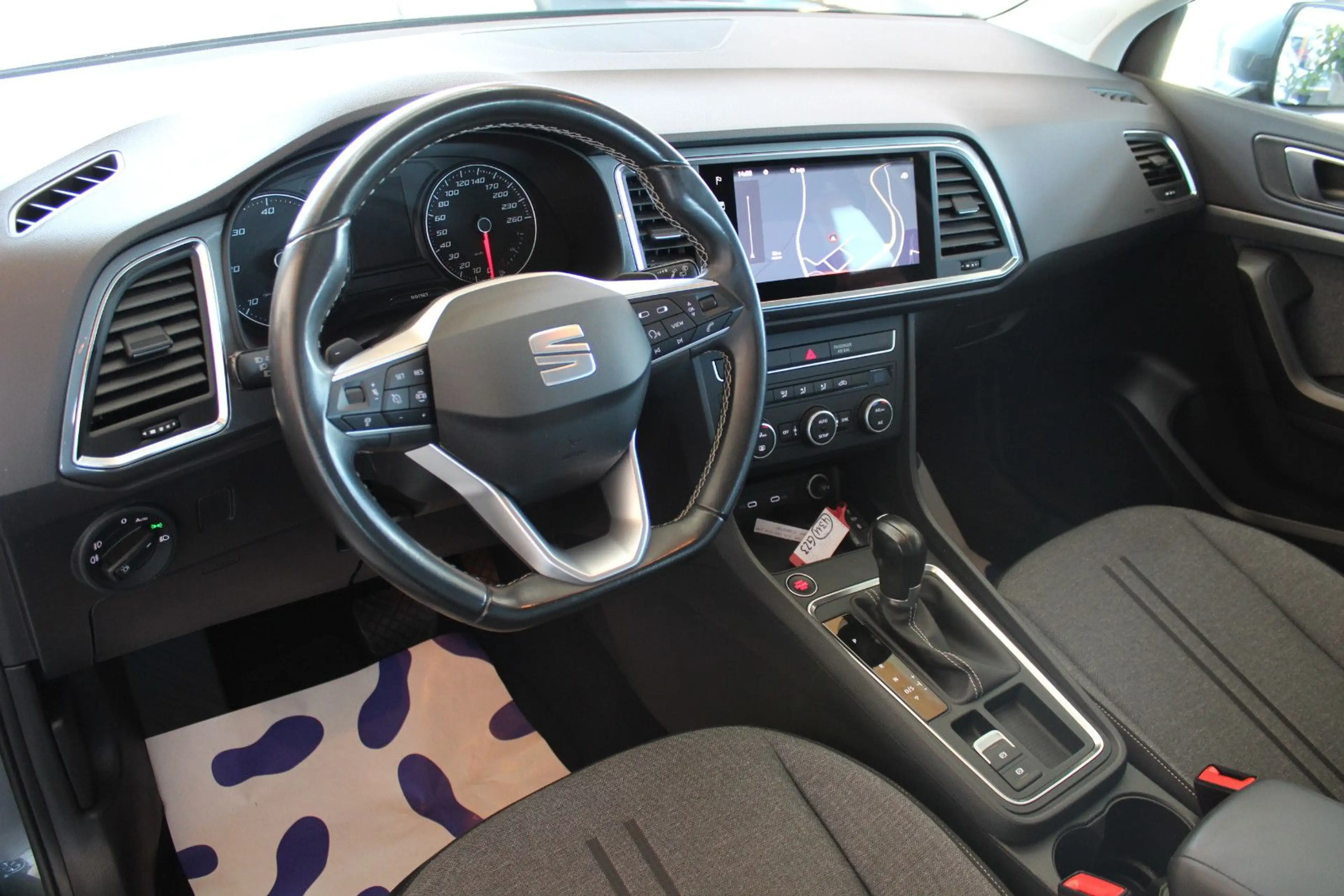 SEAT Ateca 2.0 TDI DSG Style*NAVI*LED*KAMERA* — photo 8