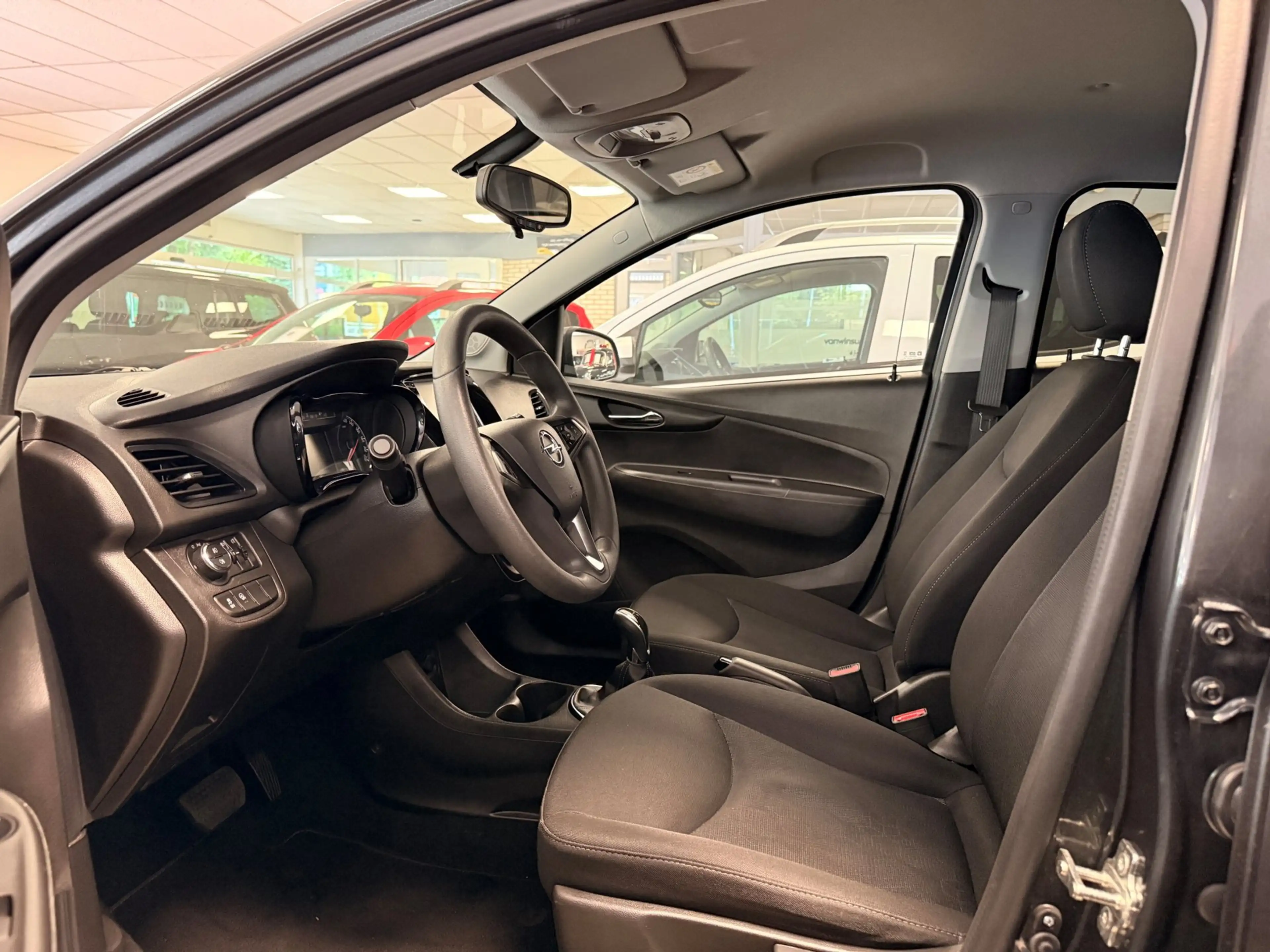 Opel Karl 1.0 Rocks Online Edition — photo 22