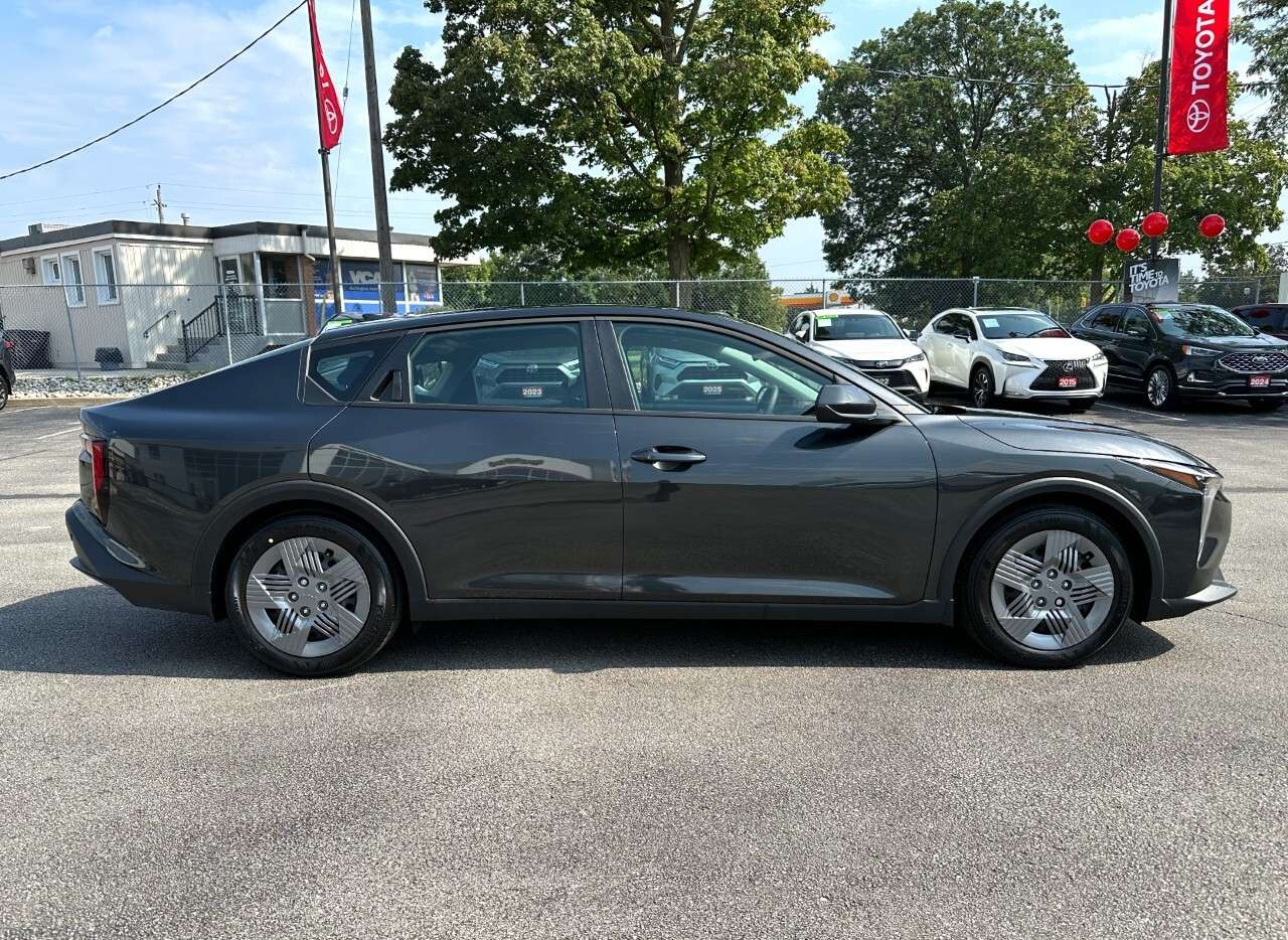 2026 Kia K4 LX FWD — снимка 1